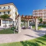 In Διαμέρισμα *